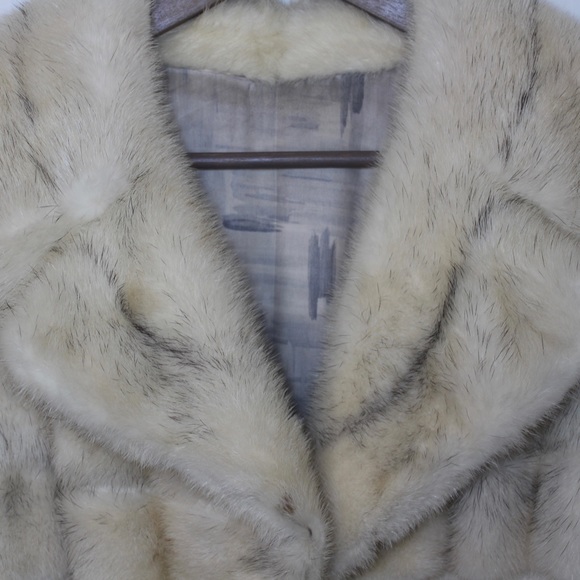 NELSON FURS Long Fur and Leather Coat With Removable Bottom - Picture 5 of 16